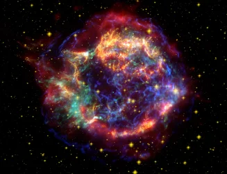 Falschfarbenbild des Supernova-Überrests Cassiopeia A im Sternbild Cassiopeia, 10.000 Lichtjahre entfernt. Wissenschaft Astronomie